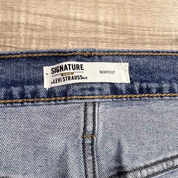 Signature by Levi Strauss & Co. Gold Label Men's Bootcut Fit Jeans 38x32 - Picture 9 of 12